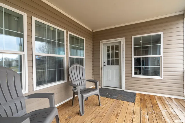 $269,000 | 5673 Arctic Fox Drive, Carterville, IL 62918