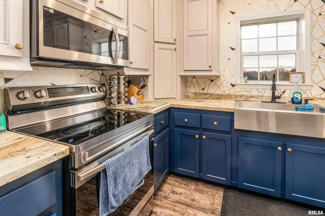 $269,000 | 5673 Arctic Fox Drive, Carterville, IL 62918