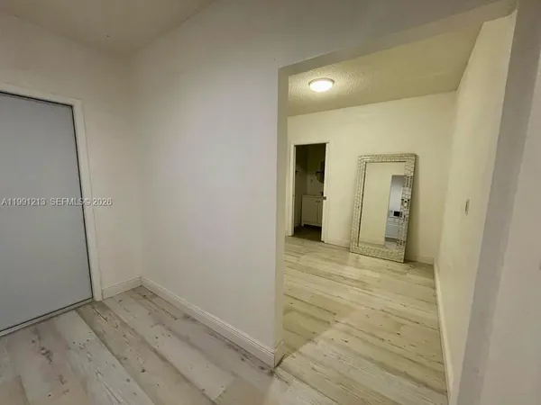 $1,400 | 9966 Southwest 157th Street, Miami, FL 33157