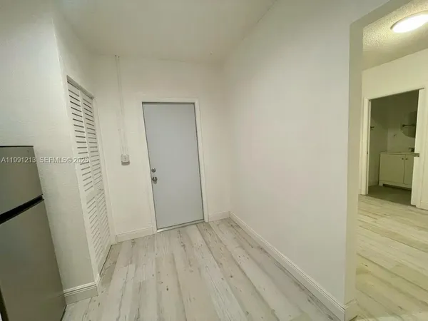 $1,400 | 9966 Southwest 157th Street, Miami, FL 33157