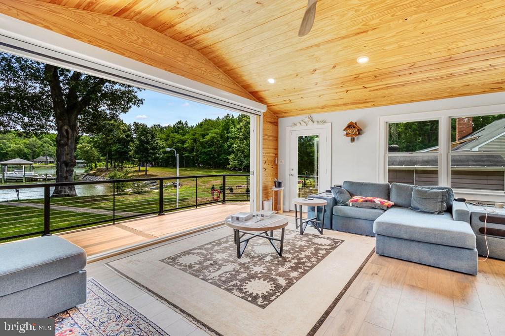 47 Edgewater Drive Heathsville, VA 22473 - Photo 14 of 94