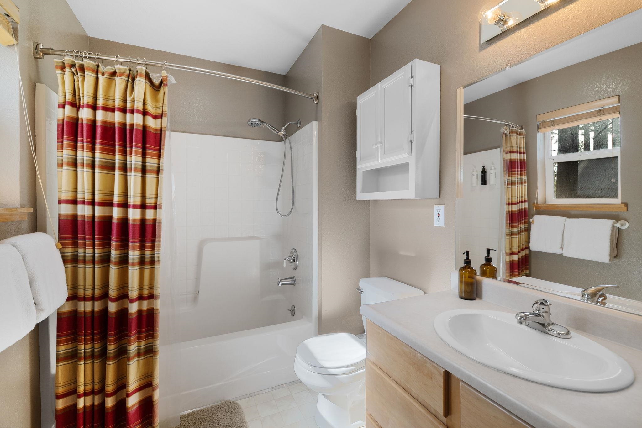 13474 Moraine Road Truckee, CA 96161 - Photo 13 of 24