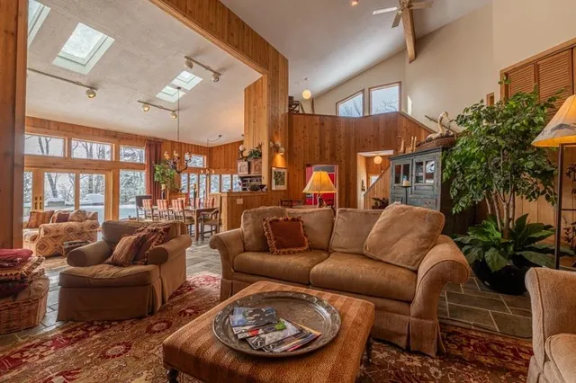 $1,550,000 | 20 Blackberry Lane, Peru, VT 05152