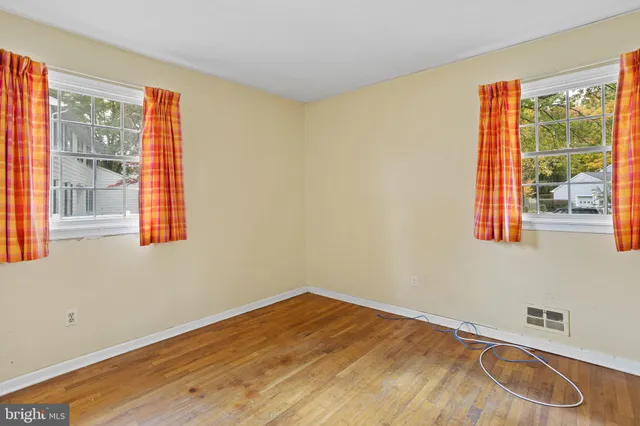 $824,800 | 1 Hawk Drive, Princeton Junction, NJ 08550