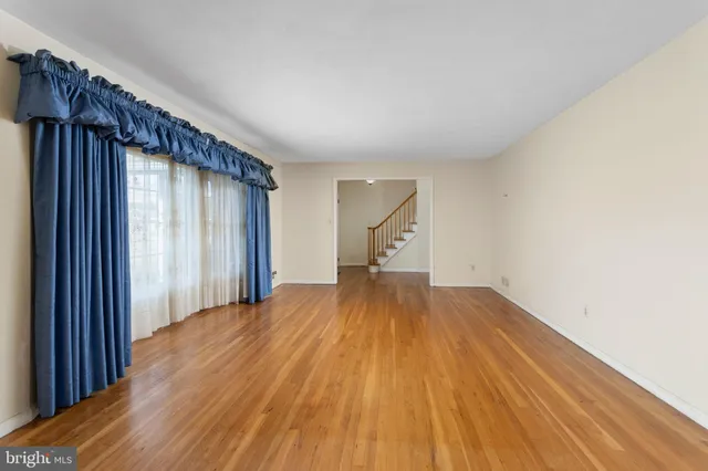 $824,800 | 1 Hawk Drive, Princeton Junction, NJ 08550