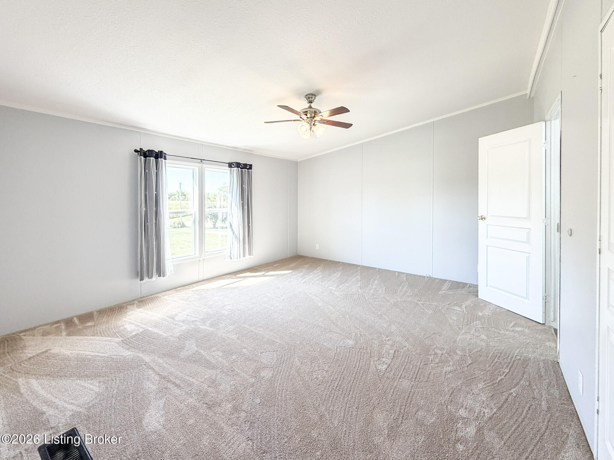 800 McCormack Road Waddy, KY 40076 - Photo 16 of 47 Primary Bedroom