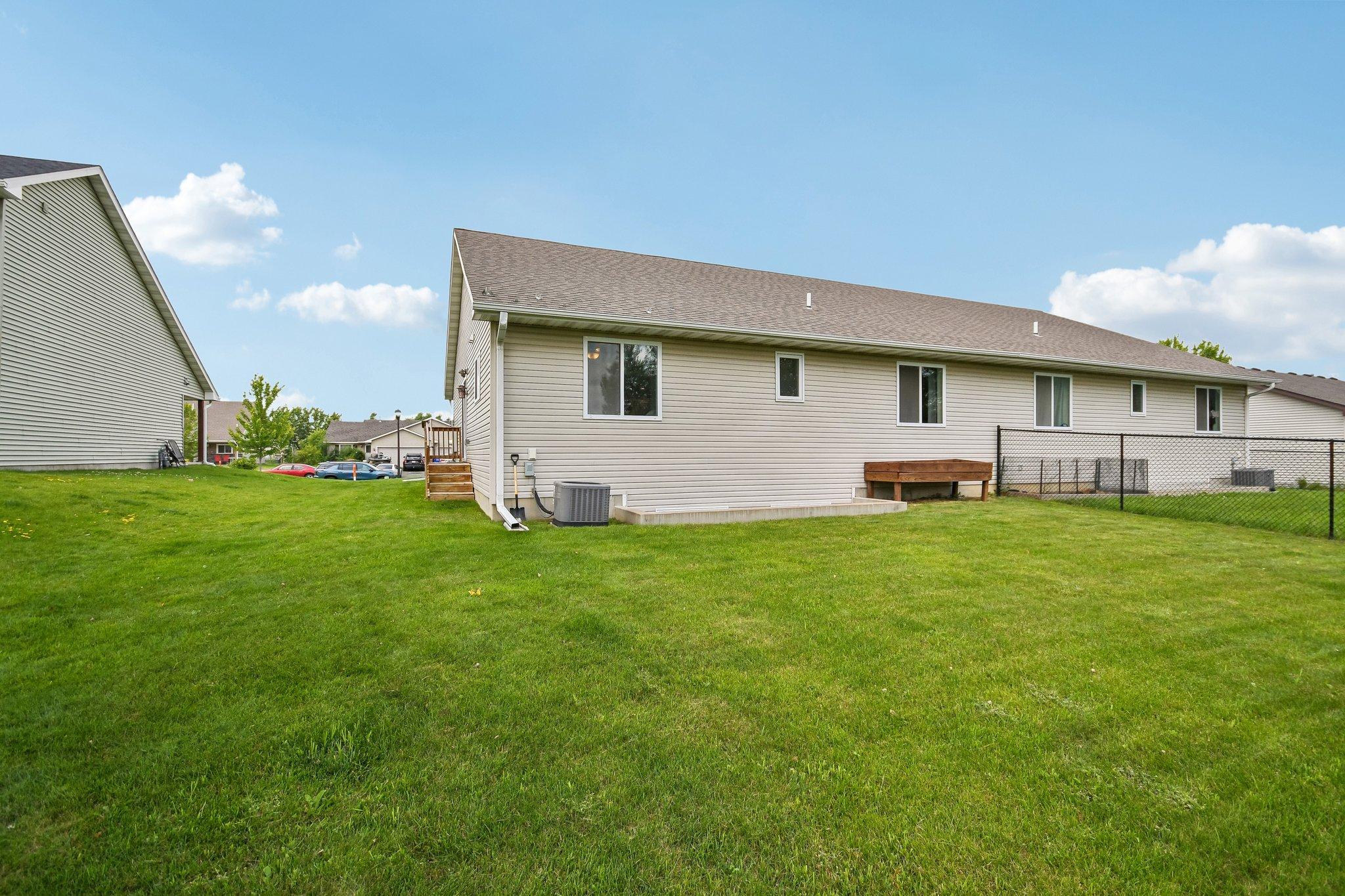428 East Cheyenne Street Roberts, WI 54023 - Photo 45 of 49