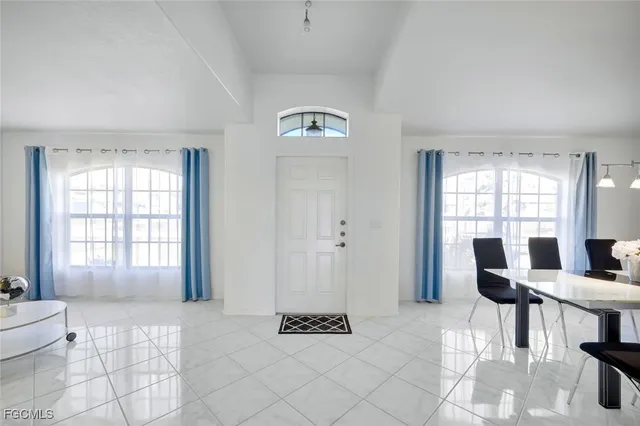 $415,000 | 1408 Southwest 31st Terrace, Cape Coral, FL 33914