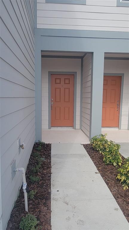 4601 Sparkling Shell Avenue Kissimmee, FL 34746 - Photo 2 of 11