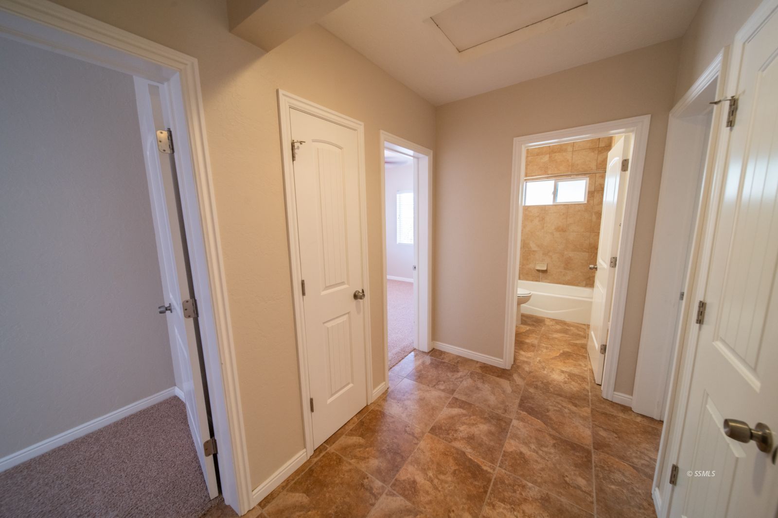 1144 West Willow Avenue Ridgecrest, CA 93555 - Photo 11 of 33 Gallery Image 11
