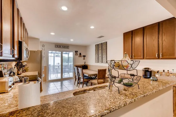 $2,250 | 11221 Autumn Ash Drive, Manchaca, TX 78652