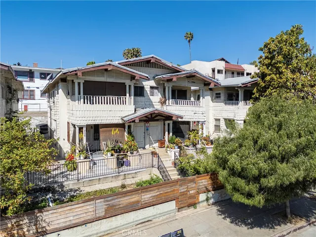 $2,700,000 | 1202 Sunset Boulevard, Los Angeles, CA 90026