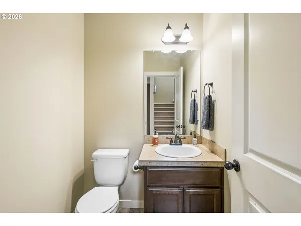 $650,000 | 13925 Southeast Mountain View Lane, Clackamas, OR 97015