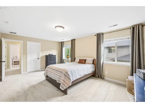 $650,000 | 13925 Southeast Mountain View Lane, Clackamas, OR 97015