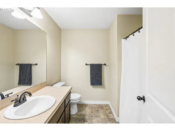 $650,000 | 13925 Southeast Mountain View Lane, Clackamas, OR 97015