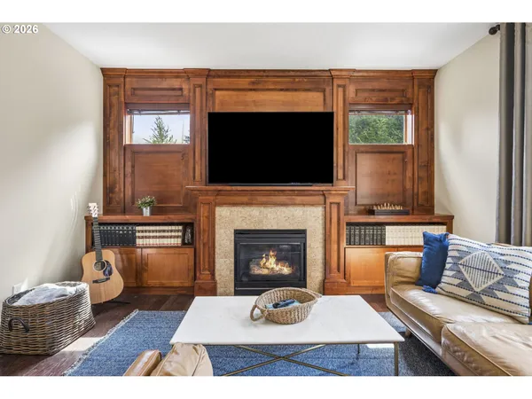 $650,000 | 13925 Southeast Mountain View Lane, Clackamas, OR 97015