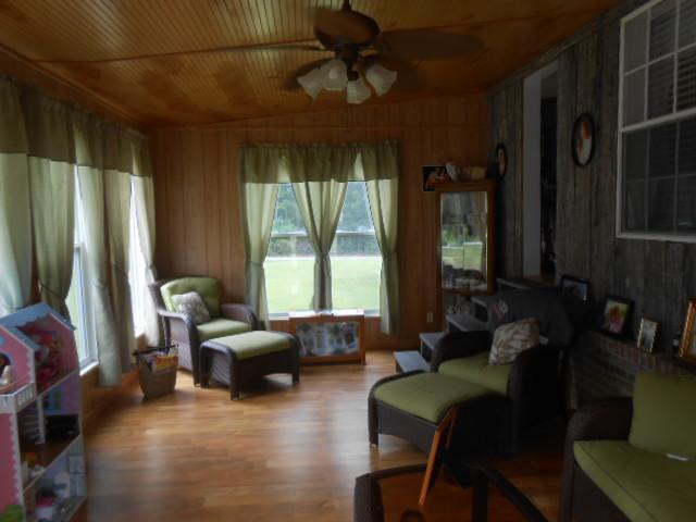 294 Flowertown Road Normandy, TN 37360 - Photo 11 of 18