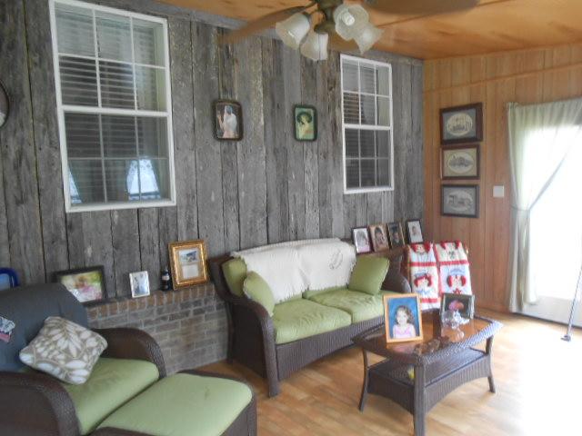 294 Flowertown Road Normandy, TN 37360 - Photo 10 of 18