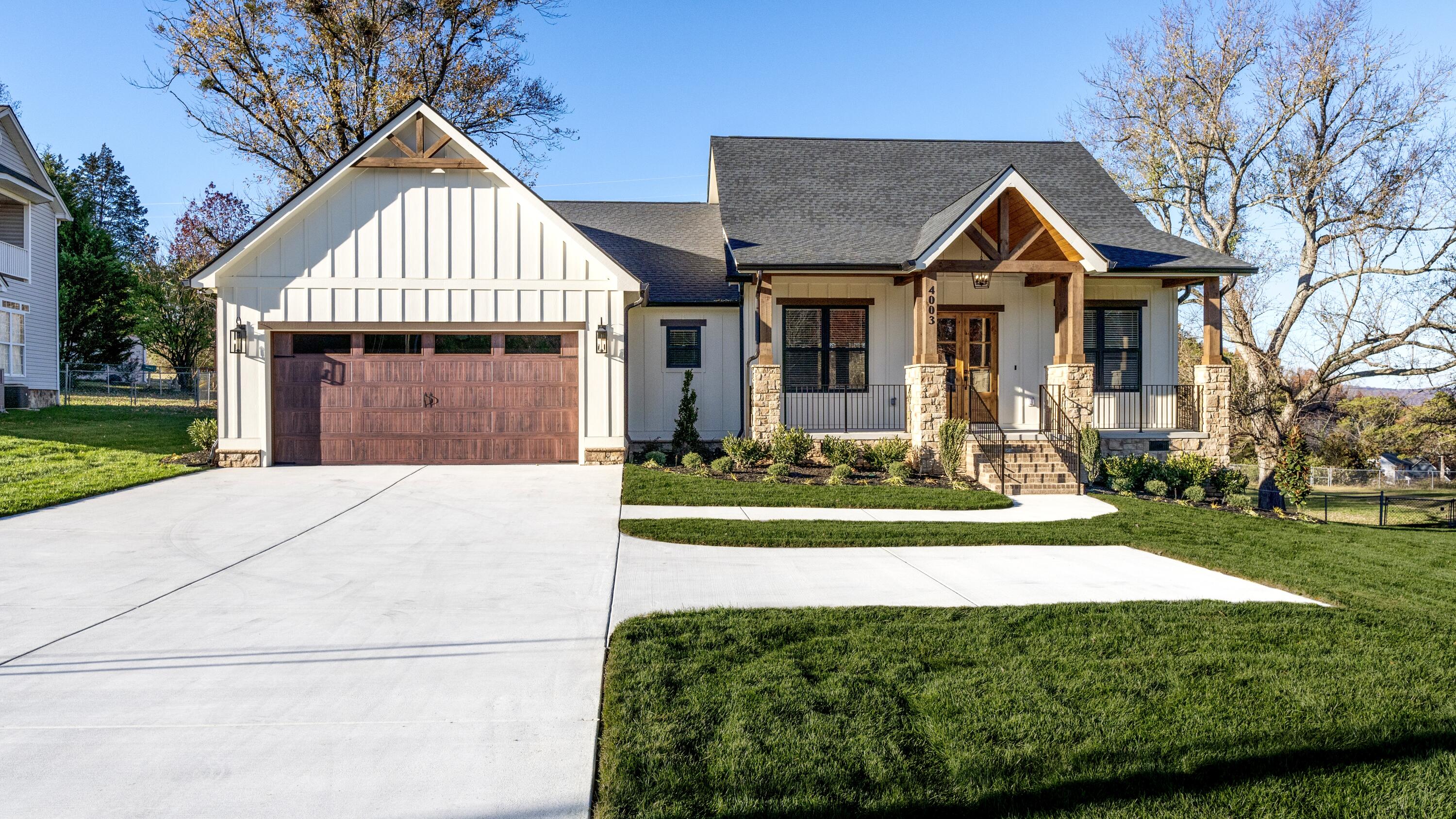 4003 Webb Road Chattanooga, TN 37416 - Photo 1 of 65 DSC02166