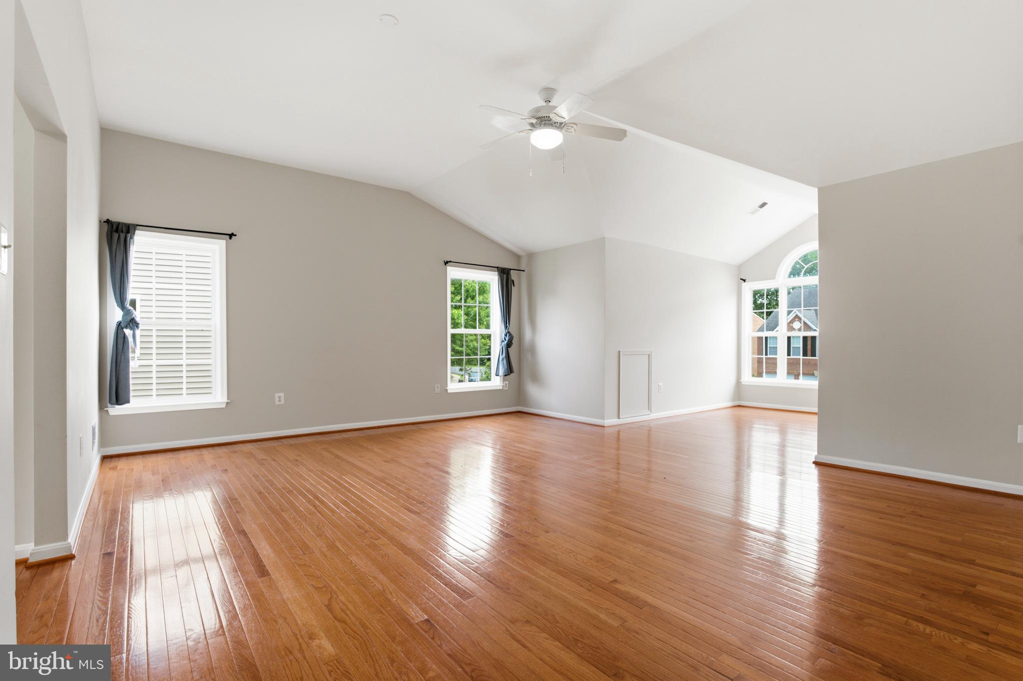 7608 Mcweadon Lane Springfield, VA 22150 - Photo 28 of 72