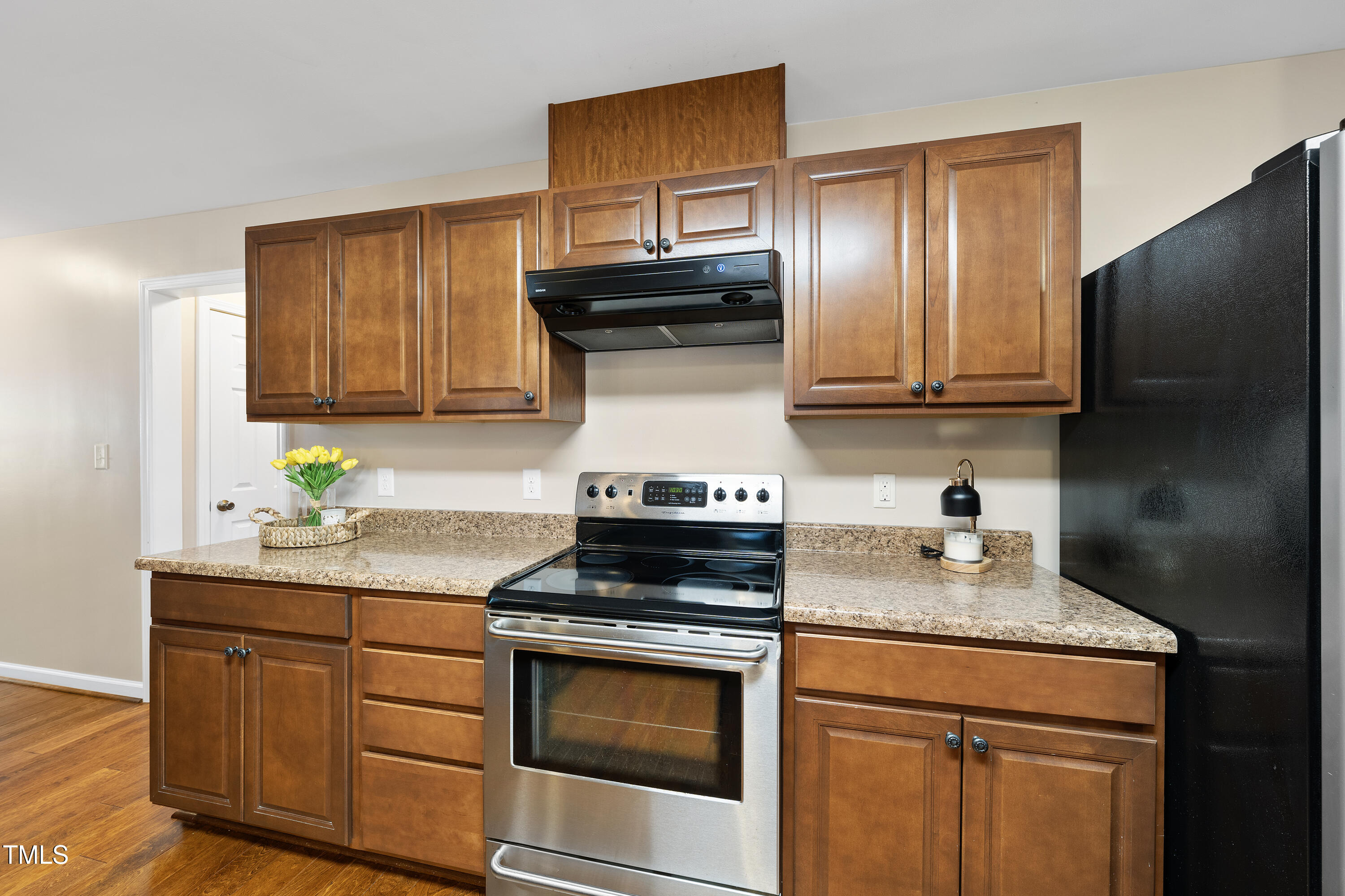 6301 King Lawrence Road Raleigh, NC 27607 - Photo 19 of 79 Kitchen