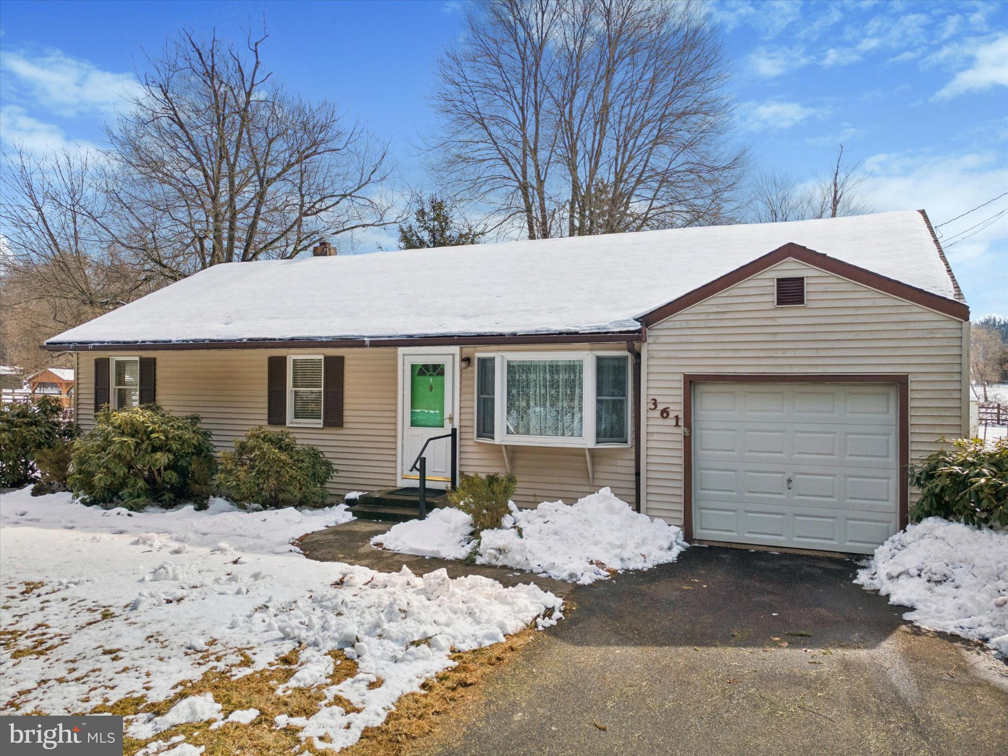 361 Stoopville Road Newtown, PA 18940 - Photo 4 of 43 Gallery Image 4