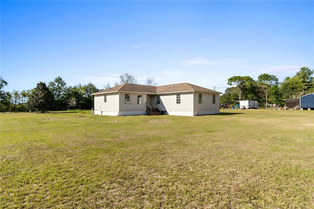 17380 Northwest Green Acres Road Bristol, FL 32321 - Photo 3 of 35 Gallery Image 3
