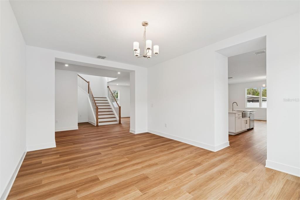 809 West Indiana Avenue Tampa, FL 33603 - Photo 14 of 64 wooden floor in an empty room
