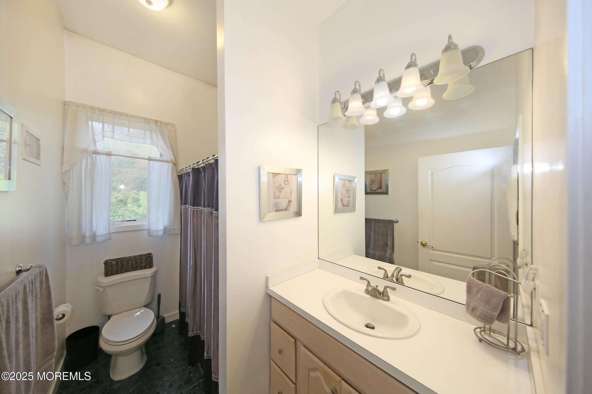 15 Gun Club Road Tinton Falls, NJ 07712 - Photo 21 of 51 Secondary bathroom