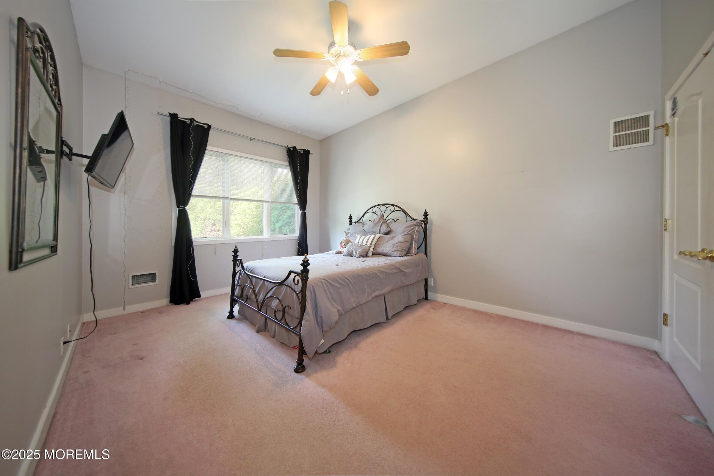 15 Gun Club Road Tinton Falls, NJ 07712 - Photo 22 of 51 Comfortable and sizable bedroom