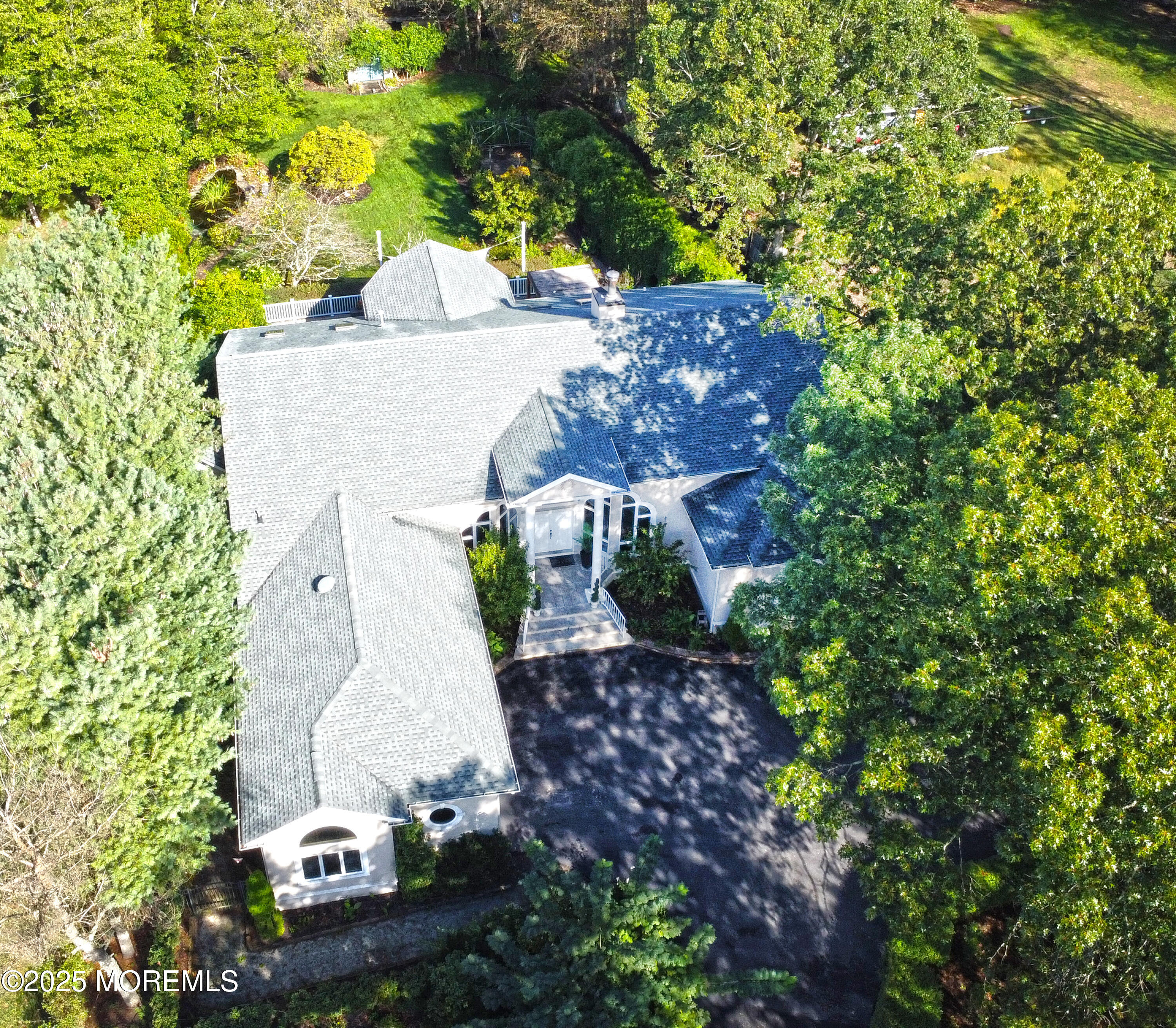 15 Gun Club Road Tinton Falls, NJ 07712 - Photo 5 of 51 Luxury ranch-style residence