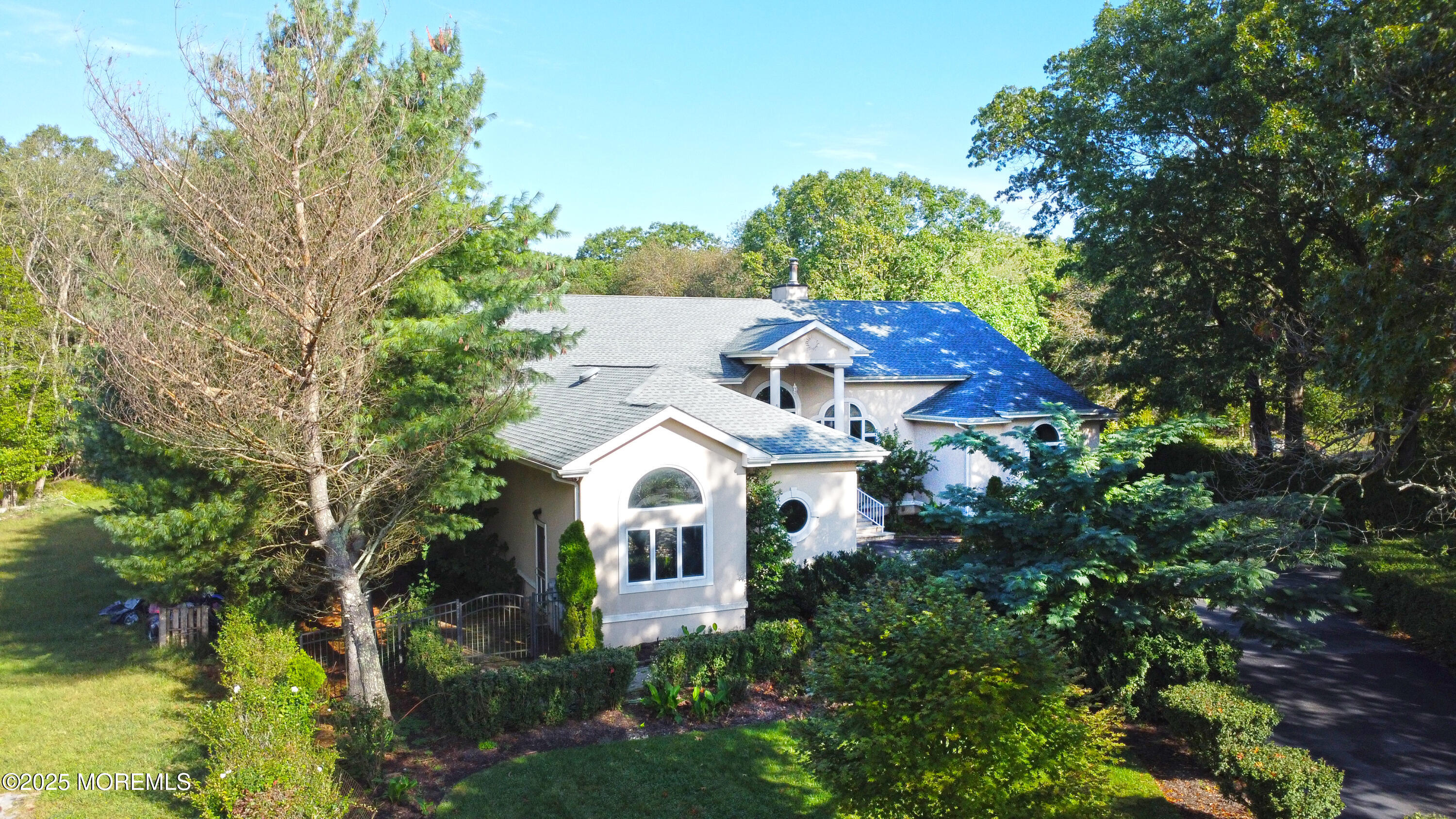 15 Gun Club Road Tinton Falls, NJ 07712 - Photo 6 of 51 Luxury ranch-style residence