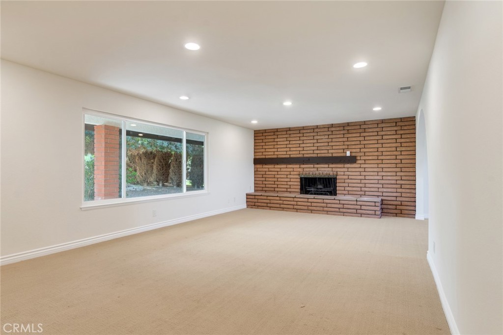 15750 Pounders Drive Riverside, CA 92504 - Photo 7 of 52 Livingroom Fireplace
