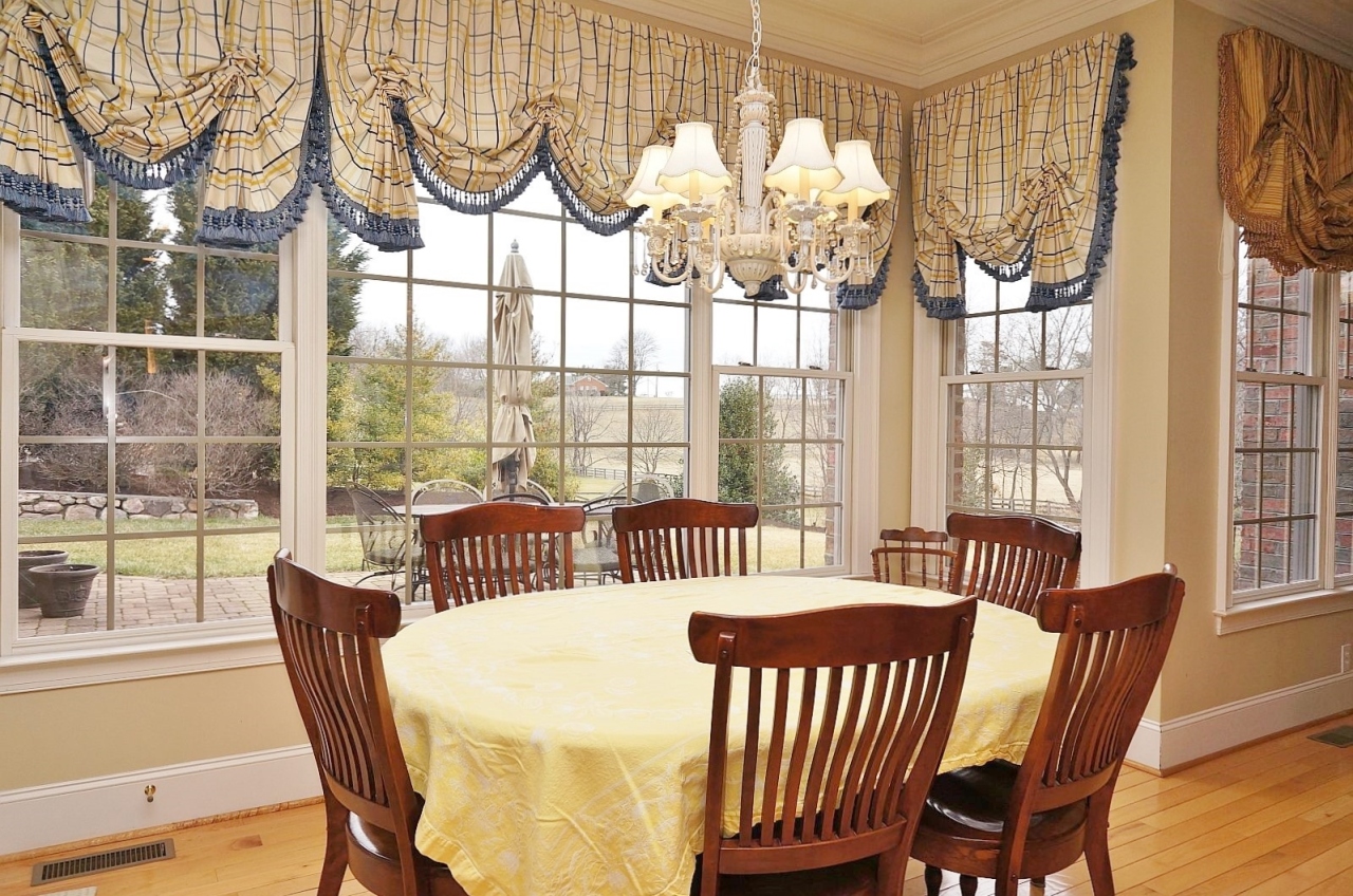 3125 Hidden Oak Road Southwest Roanoke, VA 24018 - Photo 9 of 69 Breakfast Area 2