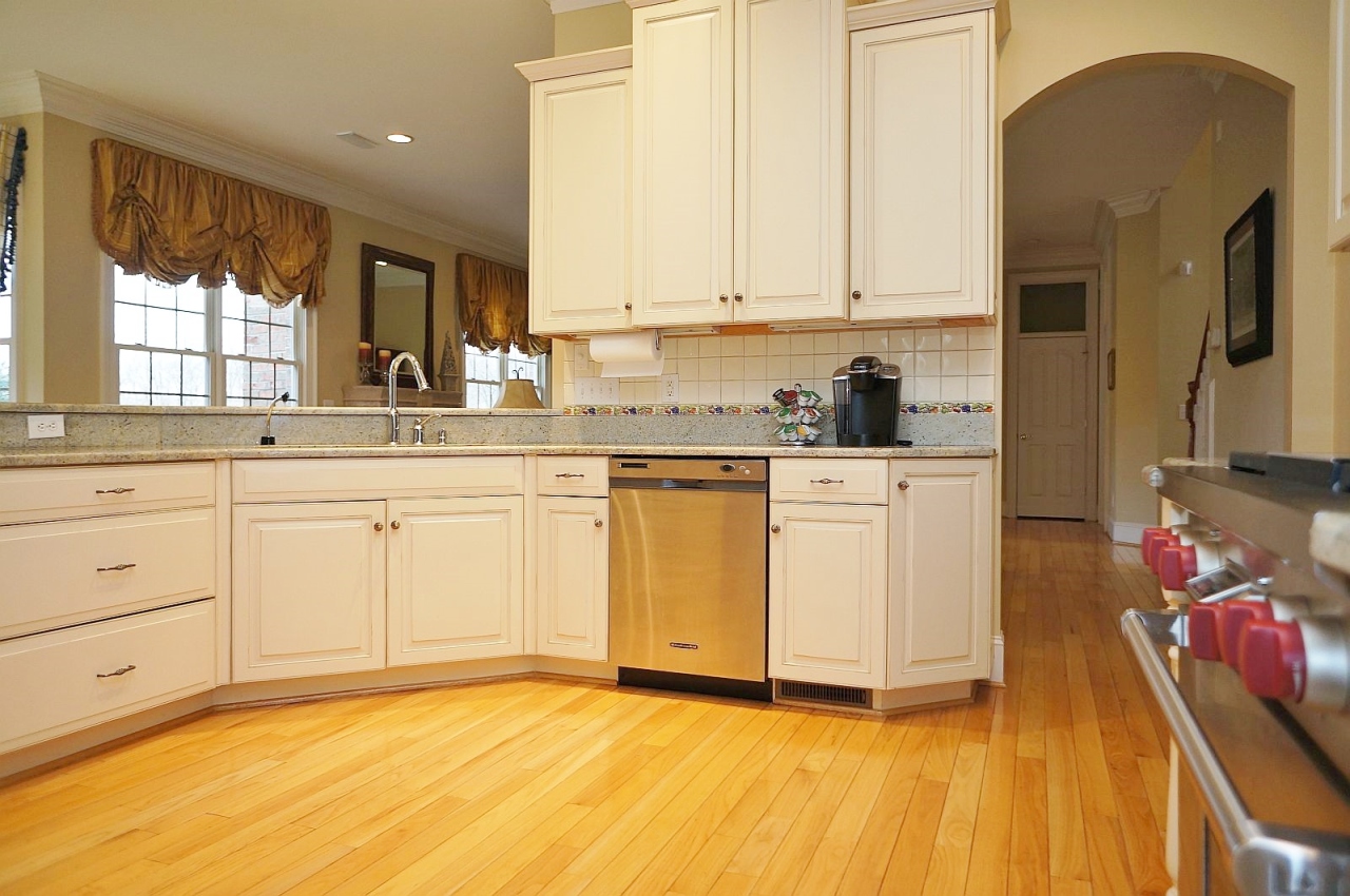 3125 Hidden Oak Road Southwest Roanoke, VA 24018 - Photo 13 of 69 Kitchen 4