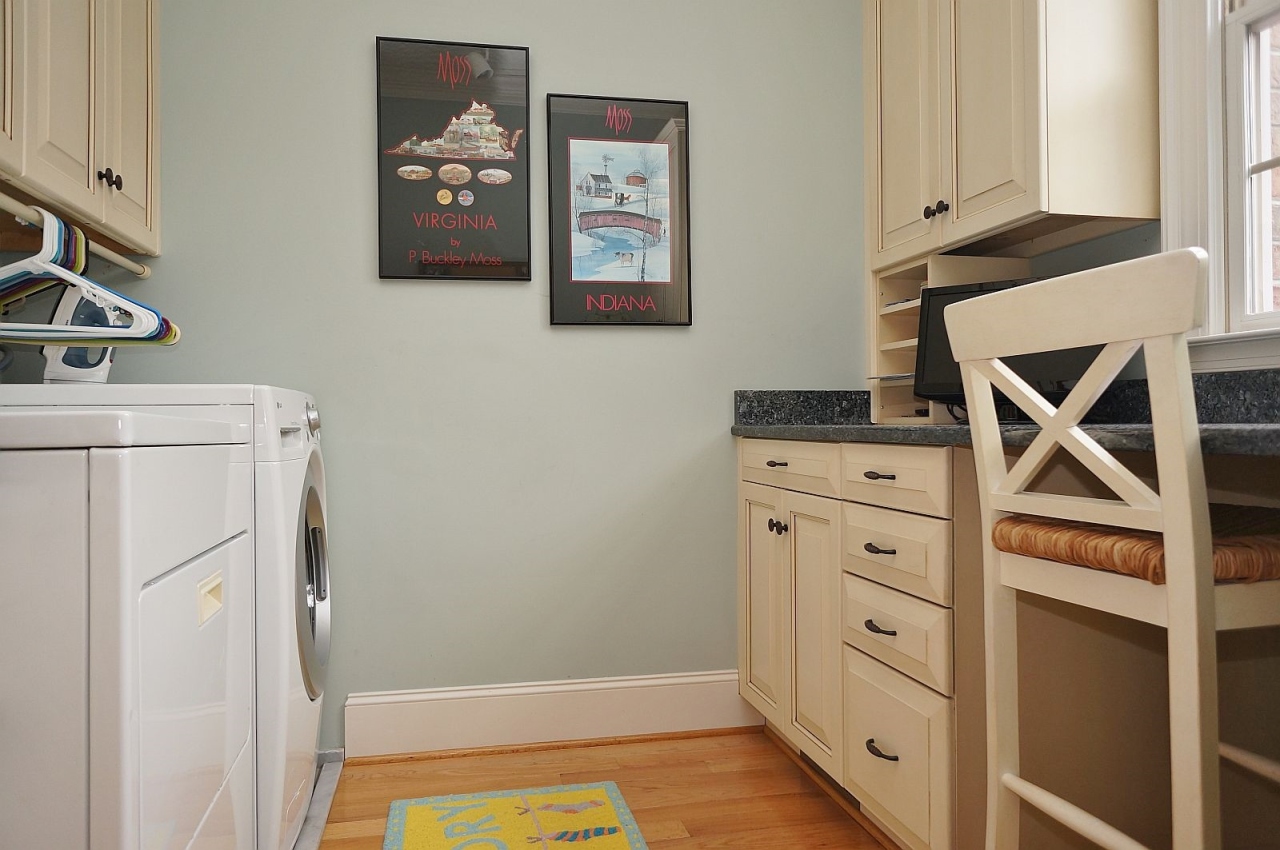 3125 Hidden Oak Road Southwest Roanoke, VA 24018 - Photo 16 of 69 Laundry Room