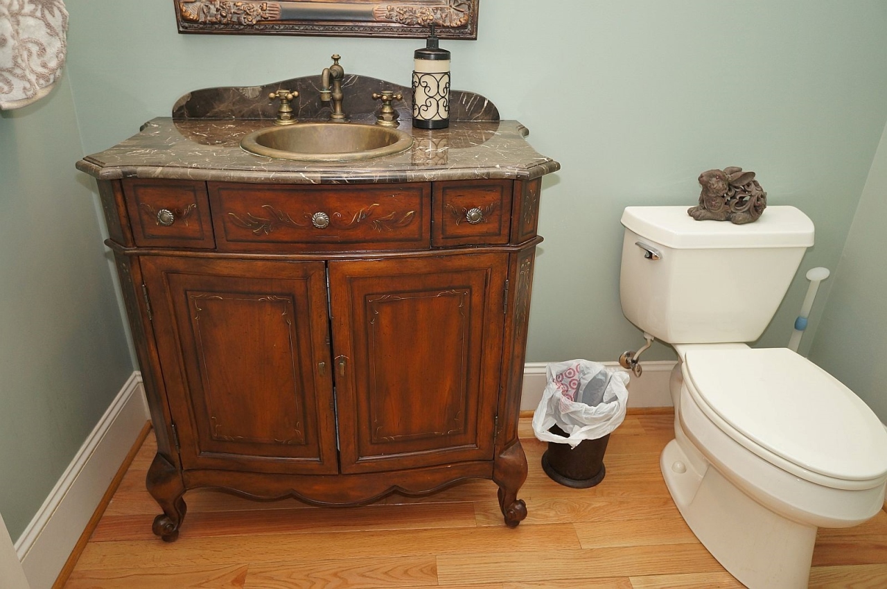 3125 Hidden Oak Road Southwest Roanoke, VA 24018 - Photo 22 of 69 Half Bath