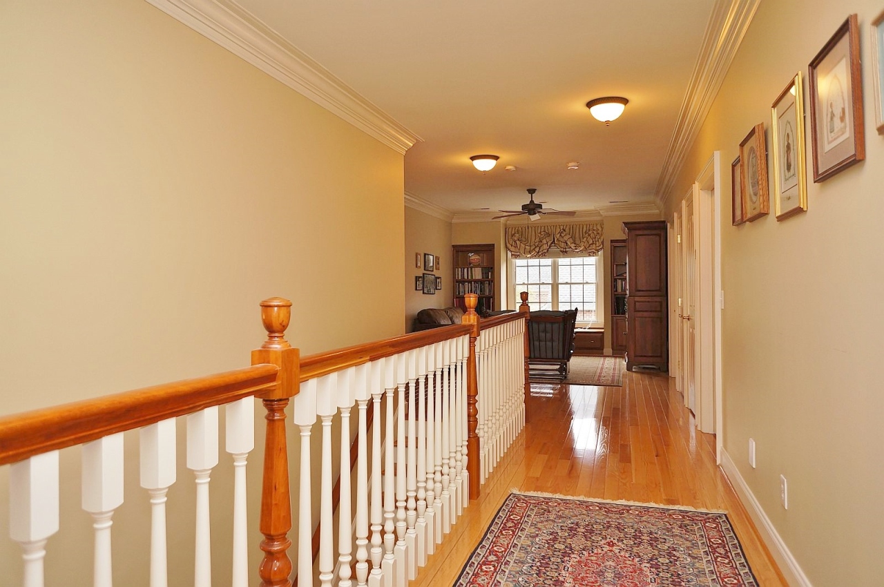 3125 Hidden Oak Road Southwest Roanoke, VA 24018 - Photo 45 of 69 Upstairs Hallway