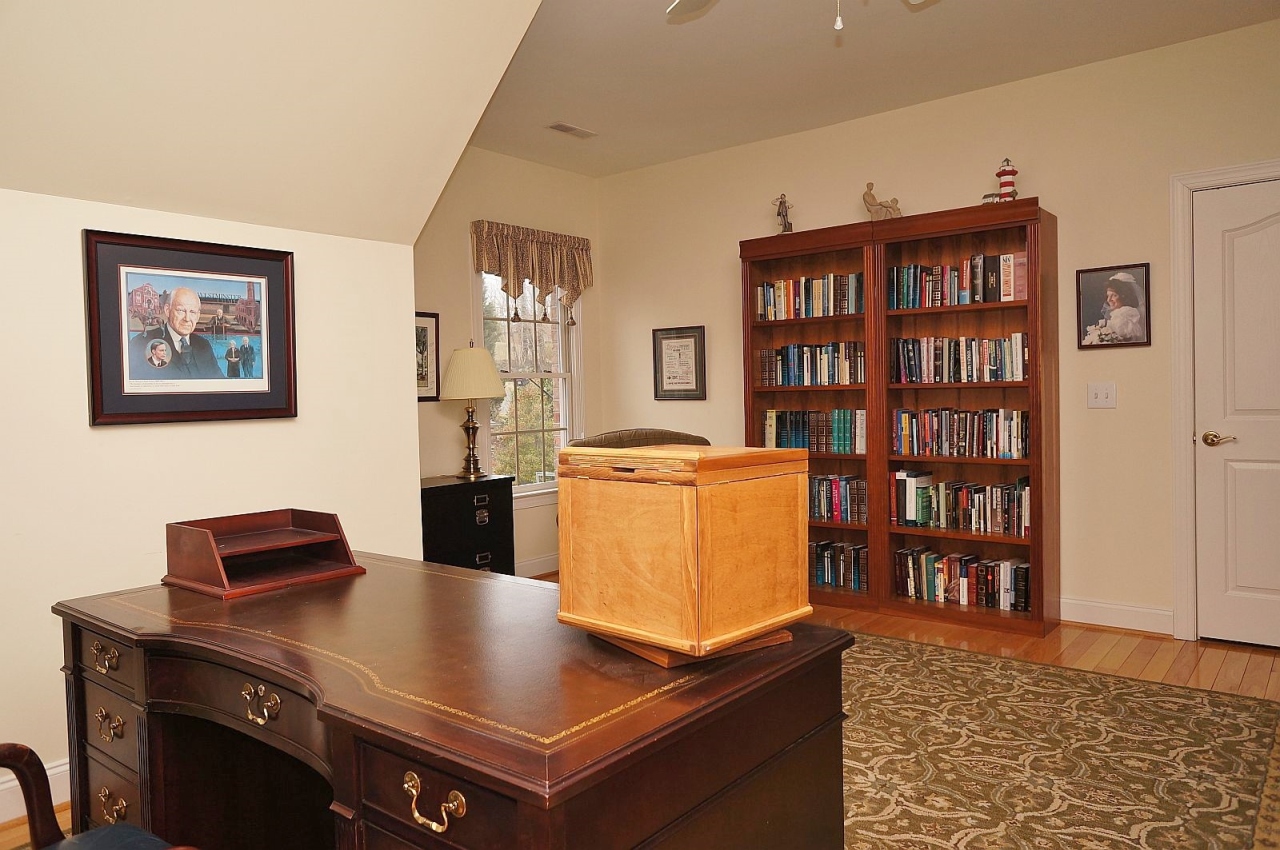 3125 Hidden Oak Road Southwest Roanoke, VA 24018 - Photo 54 of 69 5th BR or Study 3