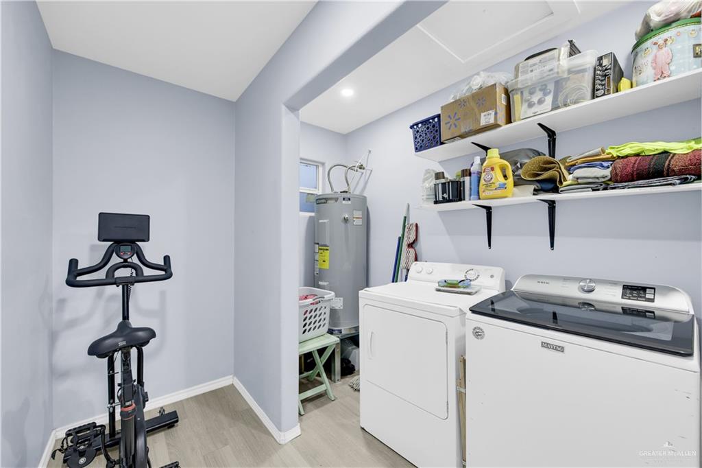 10514 Crocosmia Lane Edcouch, TX 78538 - Photo 11 of 22 a room with storage and utility