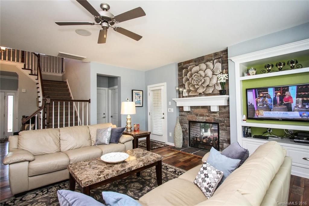 6315 Baltray Road Charlotte, NC 28278 - Photo 4 of 23 Gallery Image 4