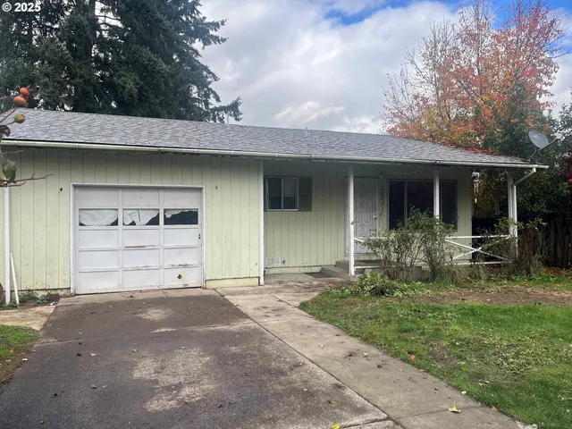 $325,000 | 1821 26th Avenue, Forest Grove, OR 97116