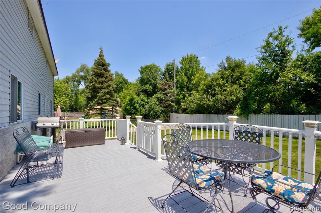 21642 Ruth Street Farmington Hills, MI 48336 - Photo 51 of 51