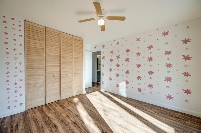 $274,900 | 187 Roberts Road, Unit 187, Bolingbrook, IL 60440