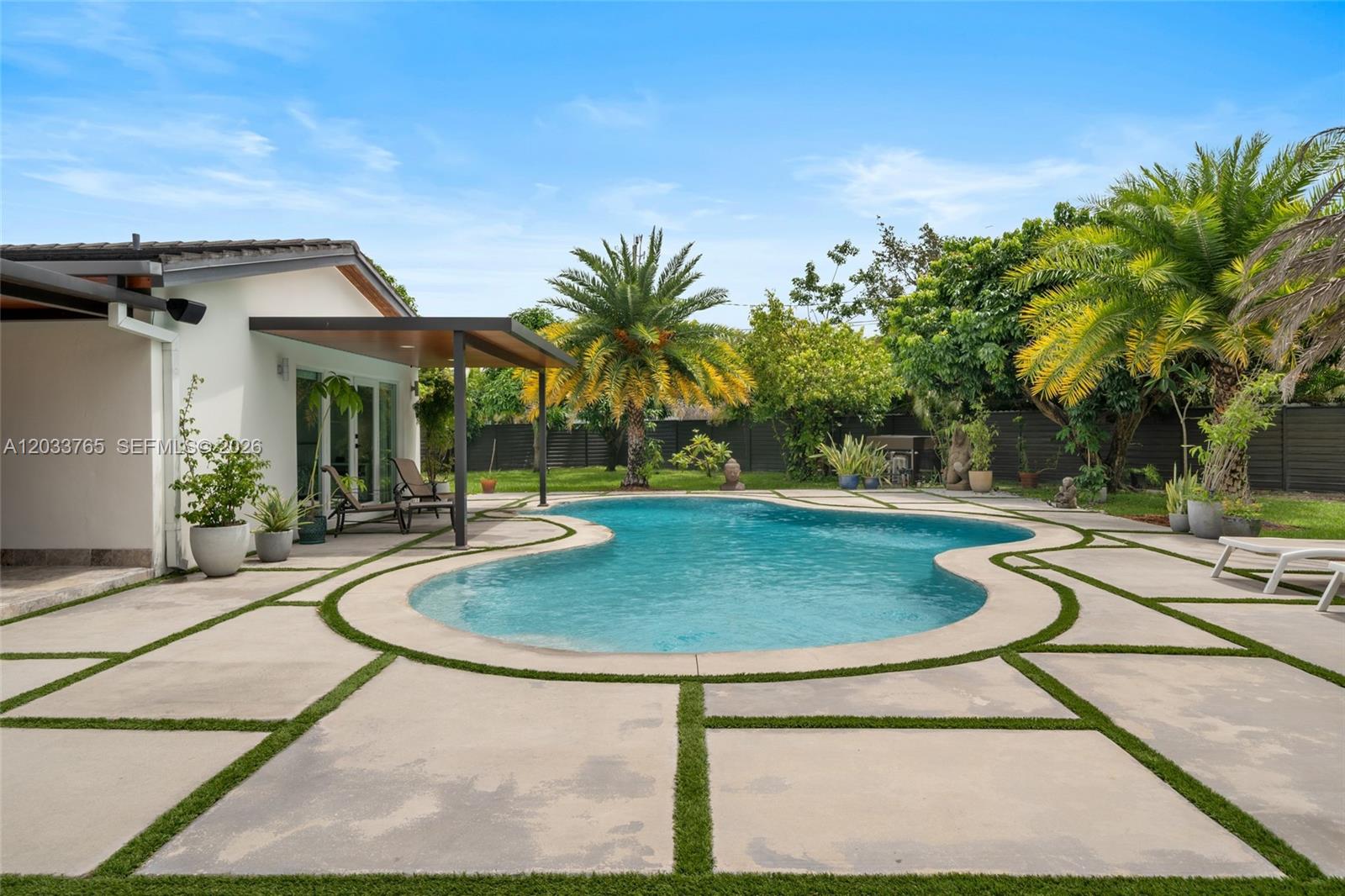 8535 Southwest 100th Avenue Miami, FL 33176 - Photo 30 of 36