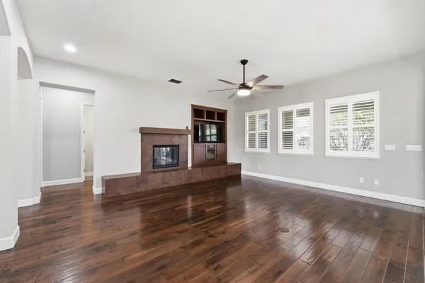 $672,500 | 2558 Edgebrook Lane, Manteca, CA 95336