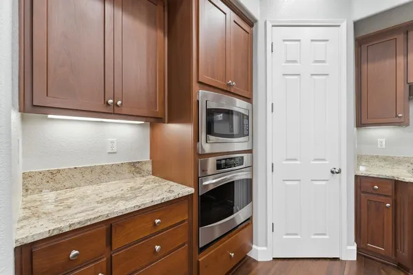 $672,500 | 2558 Edgebrook Lane, Manteca, CA 95336