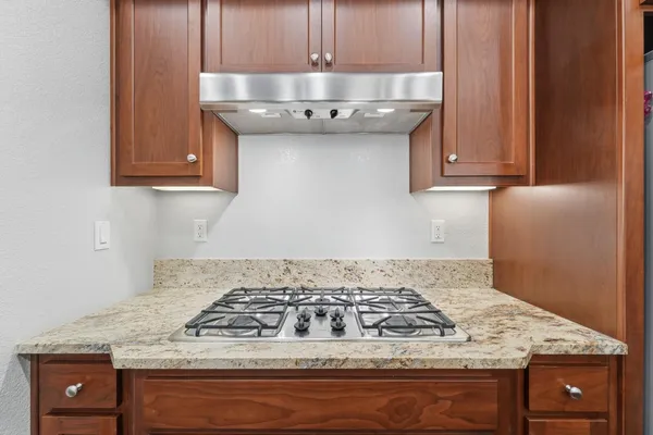 $672,500 | 2558 Edgebrook Lane, Manteca, CA 95336