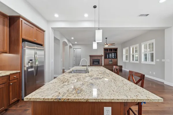 $672,500 | 2558 Edgebrook Lane, Manteca, CA 95336