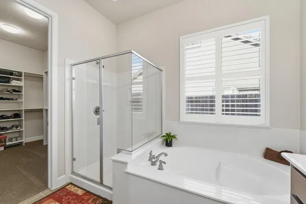 $672,500 | 2558 Edgebrook Lane, Manteca, CA 95336